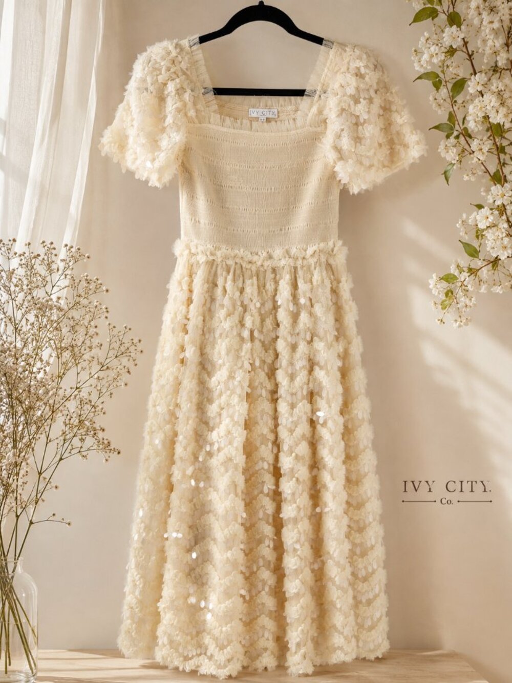 Ivy City Ivory Smocked Floral Sequin Textured Midi Dress XXS Cottagecore